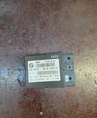 BMW 3 E90 E91 Seat control module 9167237 000501144 00401838