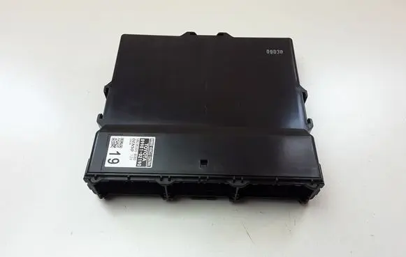 Suzuki Swace Comfort/convenience module 8998102190