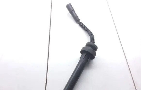 Chrysler PT Cruiser Plug wire 147B