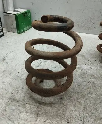 Volkswagen Multivan T4 Rear coil spring