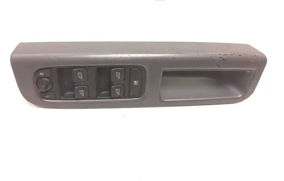 Volvo V50 Electric window control switch 8679473
