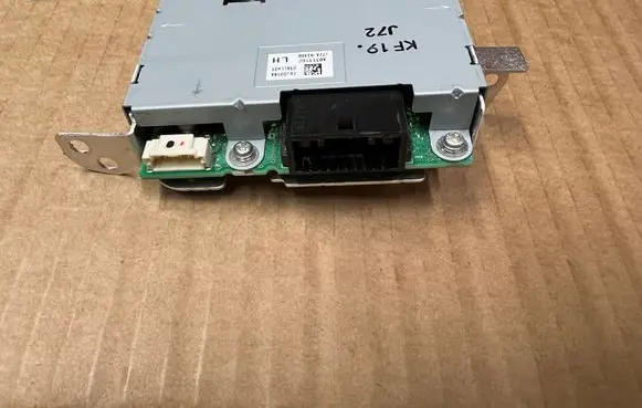 Mazda CX-5 II LED ballast control module J72ABIADB KB8N51040 AB313160