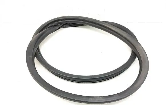 Tesla Model 3 Loading door rubber seal (on body) 109106900D