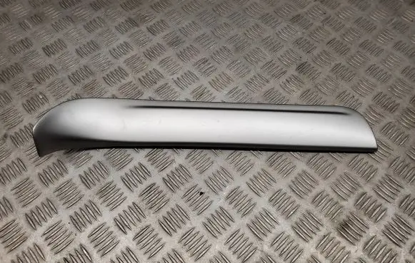 Dodge Durango III Dashboard glove box trim X70005302SM