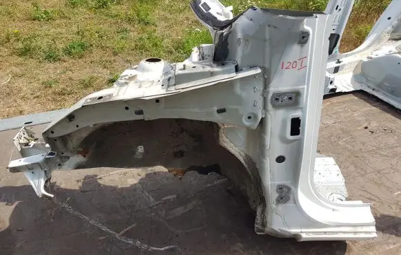 Hyundai i20 (PB PBT) Front quarter panel 