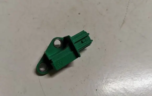 Audi A5 8T 8F Airbag deployment crash/impact sensor 1K0909606C