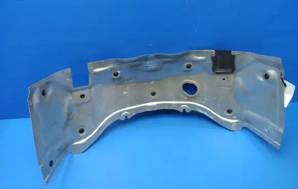 Mercedes-Benz E W212 Heat shield in engine bay A2126280255