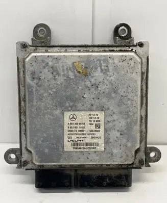 Mercedes-Benz E W212 Engine control unit/module A6519000503 28454425 A6519011902