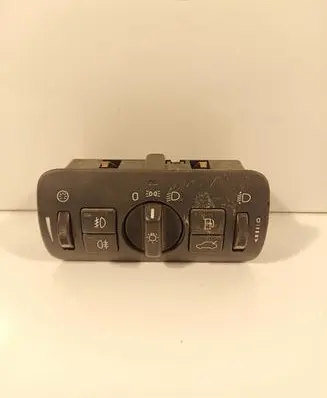 Volvo V70 Light switch 30739415