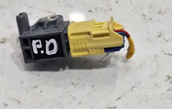 KIA Sportage Airbag deployment crash/impact sensor 95920B4000