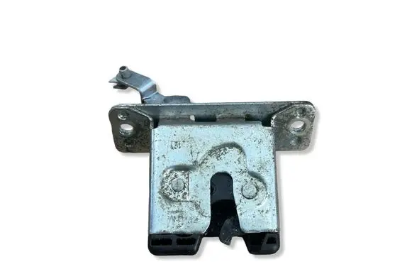 Opel Astra G Tailgate/trunk/boot lock/catch/latch 09130569