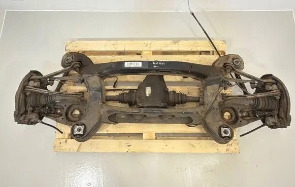 Mercedes-Benz SLK R171 Rear axle beam with reductor A1713500414 A1713501210 A1713503400