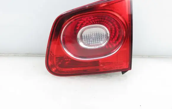 Volkswagen Tiguan Rear/tail lights 5N0945094B