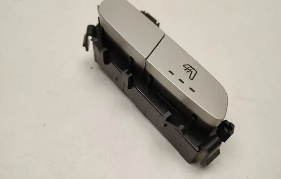 Mercedes-Benz EQC Seat heating switch A2059052818