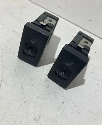 Volkswagen PASSAT B5.5 Seat heating switch 3B0963564C