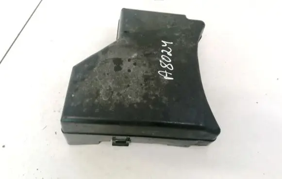 Volvo S40, V40 Fuse box cover 2490