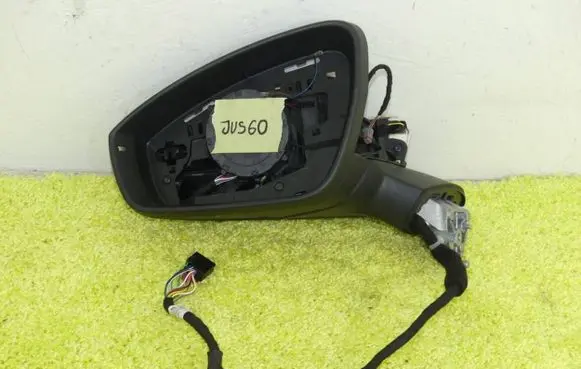 Volkswagen Tiguan Front door electric wing mirror 571867501CP