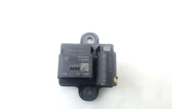 Mercedes-Benz CLS C218 X218 Glow plug pre-heat relay A6519000900