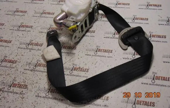 Toyota Avensis T270 Front seatbelt 7P2510P