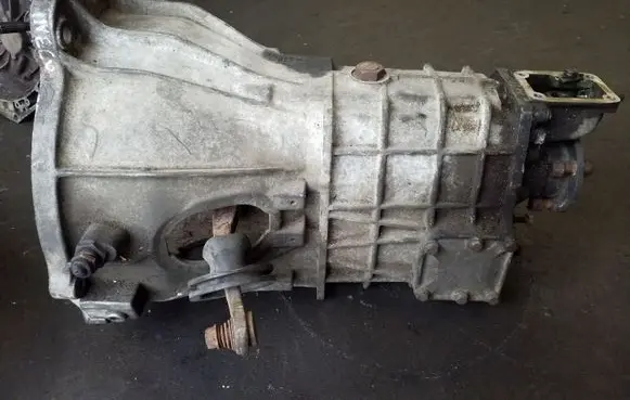 Iveco Daily 30.8 - 9 Manual 5 speed gearbox 8868232 11M99