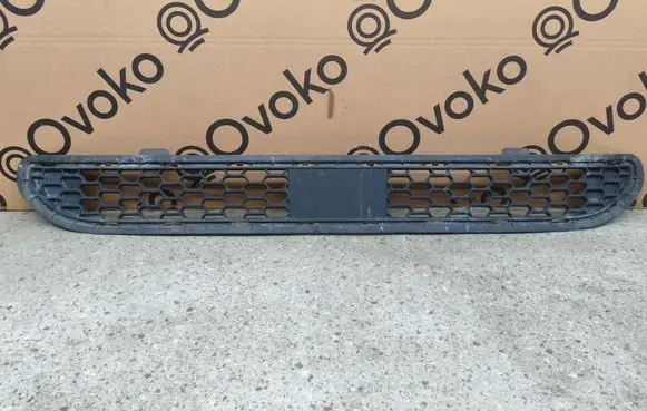 Hyundai Santa Fe Front bumper lower grill 86531S2010