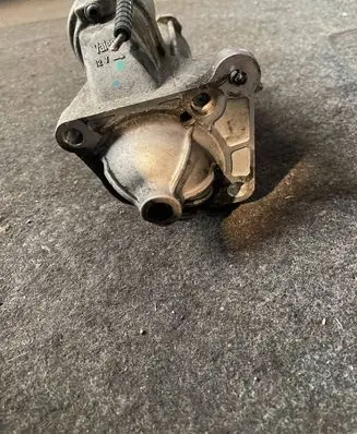 Renault Scenic II - Grand scenic II Starter motor 8200583014 D7R49