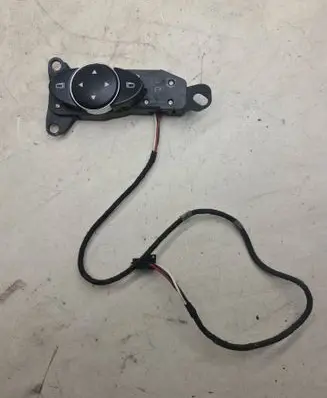 Mercedes-Benz E W211 Wing mirror switch 2118215779