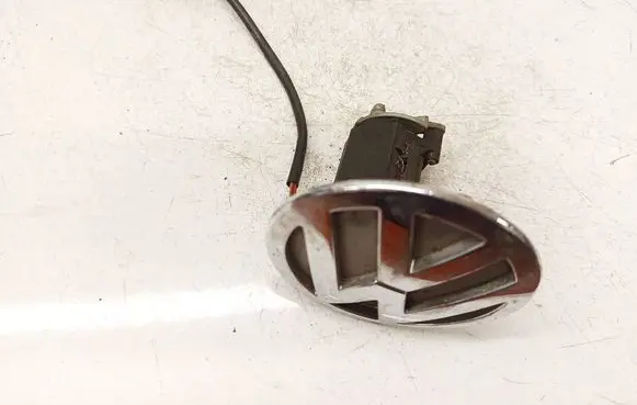 Volkswagen Bora Tailgate exterior lock 1J5827469