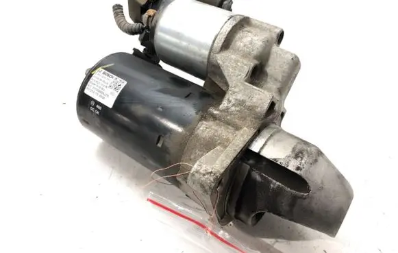 Suzuki Swift II Starter motor F002G20917