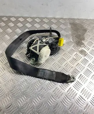 Volkswagen PASSAT B6 Front seatbelt 3C1857705F