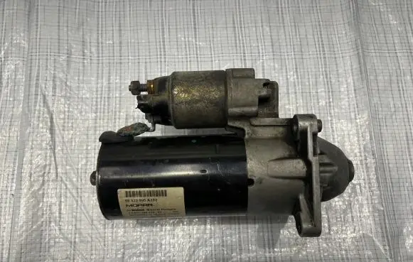 Alfa Romeo Giulia Starter motor 50532995