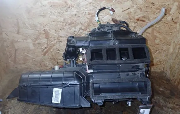Honda Civic Interior heater climate box assembly