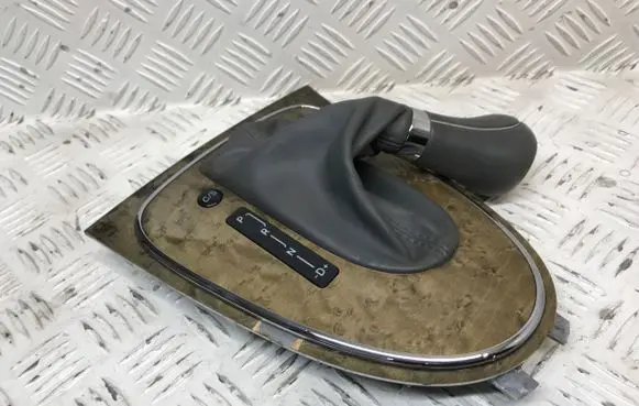 Mercedes-Benz CLS C219 Gear shifter/selector A2115420426