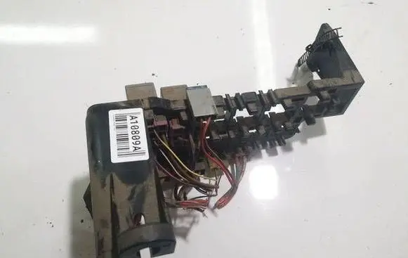 Volkswagen PASSAT B5.5 Fuse box set 
