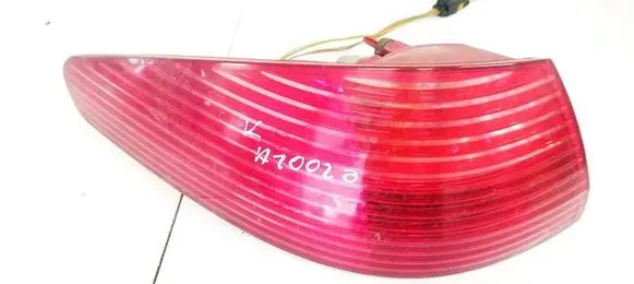 Peugeot 607 Rear/tail lights
