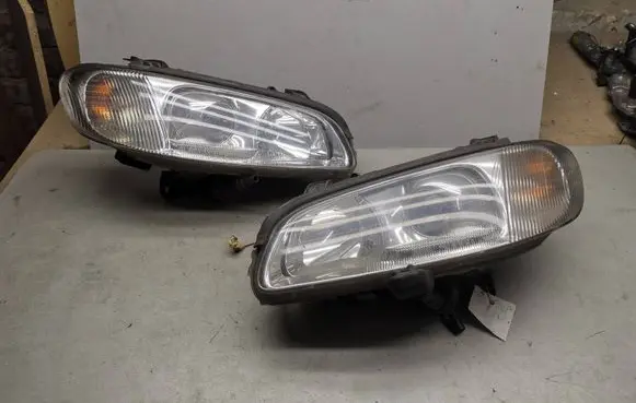 Opel Omega B2 Headlights/headlamps set 90565801 09117150