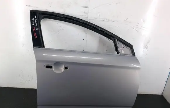 Ford Mondeo MK IV Front door