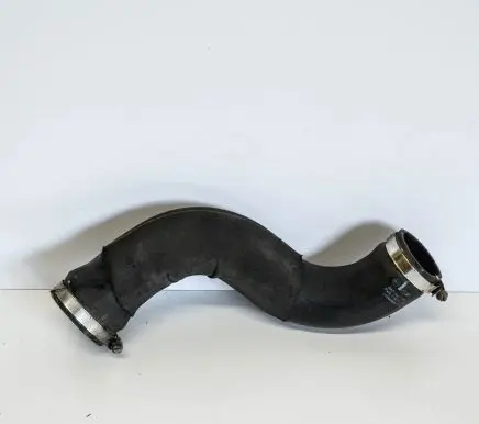 Audi A4 S4 B8 8K Intercooler hose/pipe 8K0145737J