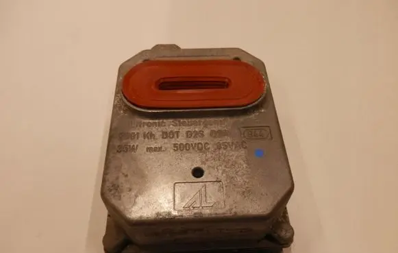Mercedes-Benz S W220 Headlight ballast module Xenon 1307329052SKLASA