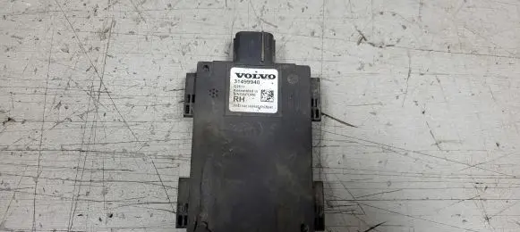 Volvo S90, V90 Blind spot module 