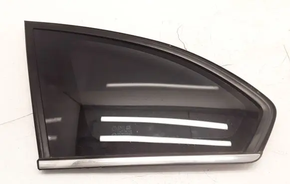Chevrolet Captiva Rear side window 96622512