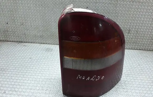 Rear/tail lights