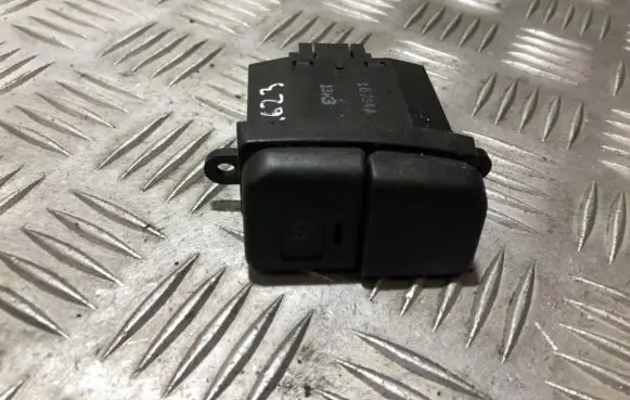 Rover 620 Fog light switch 