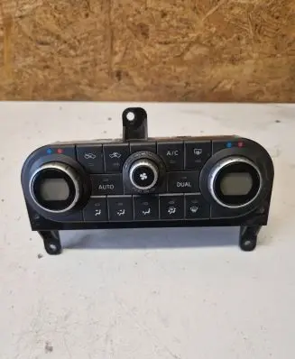 Nissan Qashqai+2 Climate control unit 27500JD45C C8Y19 A02000A7706001
