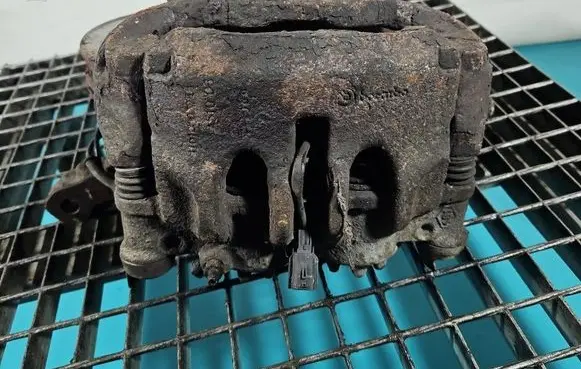 Renault Master III Front brake caliper IMPRK1530580