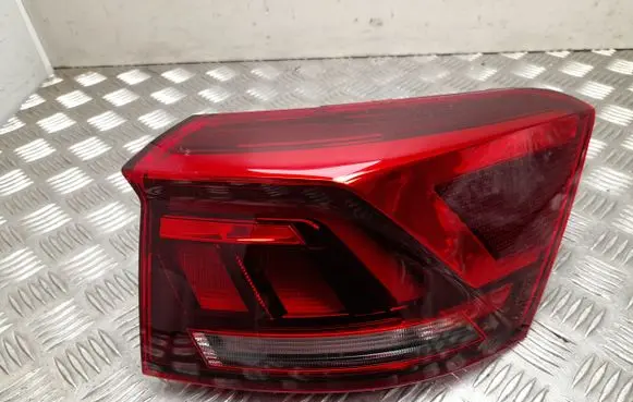 Volkswagen T-Roc Rear/tail lights 2GA945096A