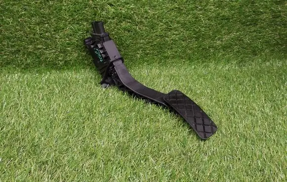 Audi A3 S3 8V Accelerator throttle pedal 5Q2723503D 6PV01062105