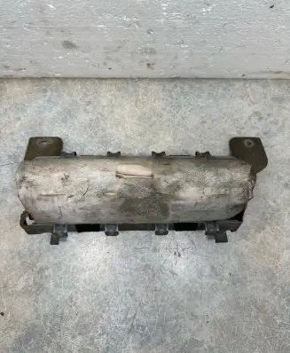 Knee airbag