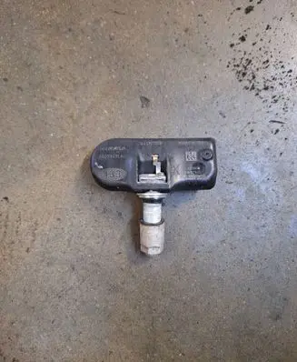 Chrysler Sebring (JS) Tire pressure sensor 56053031AD