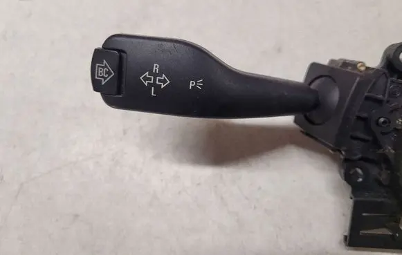 BMW 3 E46 Wiper turn signal indicator stalk/switch 8363668M 8363664 613183764439